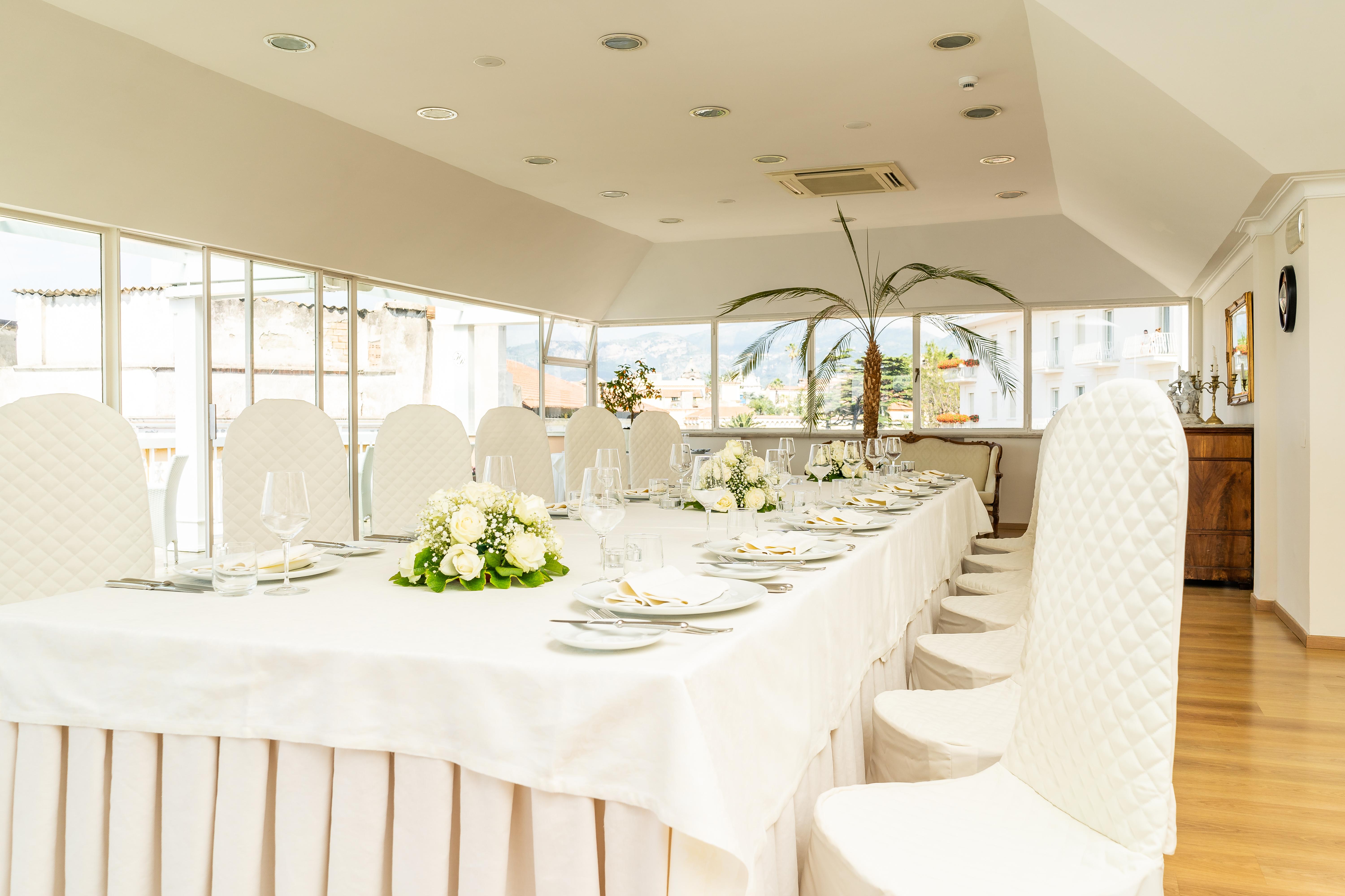 Boutique Hotel Regina Sorrento Bagian luar foto